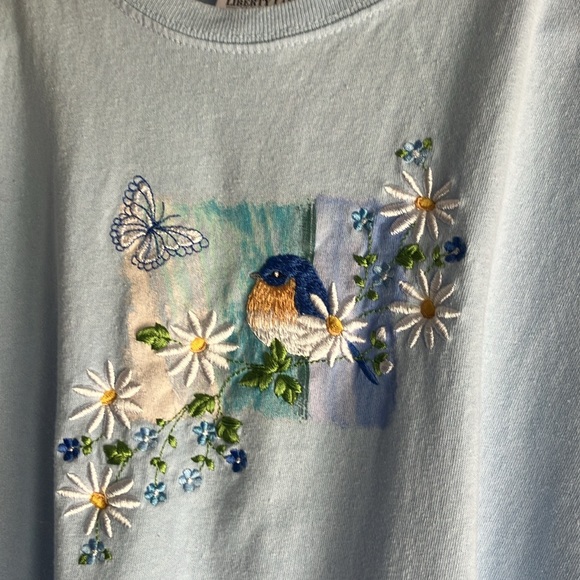Vintage Liberty Lane Tee w/ robin - Picture 4 of 4